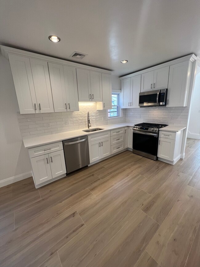 73 Cameron Ave, Unit 2, Unit 2
