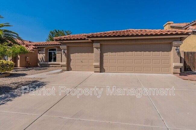 4704 E Villa Maria Dr in Phoenix, AZ - Building Photo - Building Photo