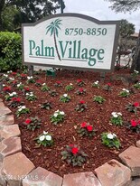 8820 Royal Palm Blvd in Coral Springs, FL - Building Photo