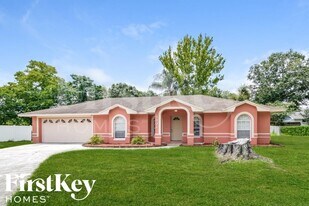 7901 Sioux Ln in Lakeland, FL - Building Photo