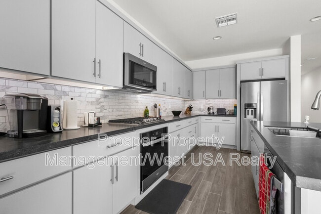 21317 E Kingbird Dr in Queen Creek, AZ - Building Photo - Building Photo