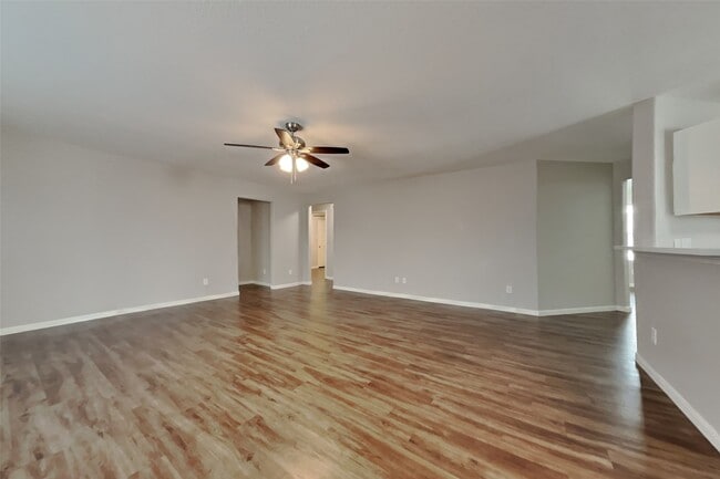 16716 Foursquare Dr in Conroe, TX - Building Photo - Building Photo