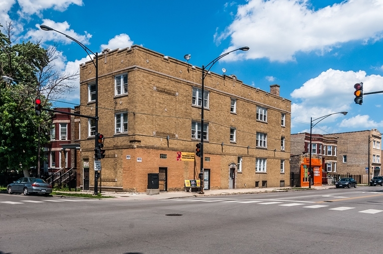 3748-3756 W Division St in Chicago, IL - Building Photo