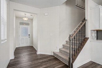 8109 Overmeadow Ln in Charlotte, NC - Building Photo - Building Photo