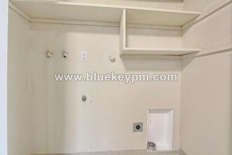 3805 Lincoln Ave in Vancouver, WA - Building Photo - Building Photo