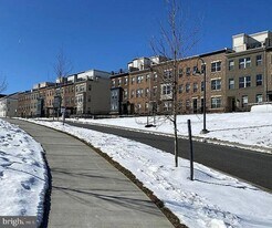 14325 Potomac Heights Ln in Rockville, MD - Building Photo