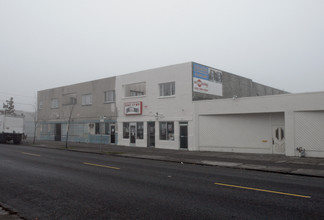 Killingsworth Plaza 2 in Portland, OR - Building Photo - Building Photo