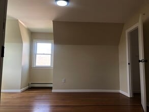 385 Palisade Ave, Unit 3rd floor in Yonkers, NY - Building Photo - Building Photo