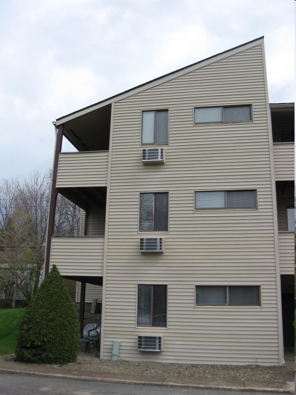 Alpine Village Apartments in Erie, PA - Building Photo - Building Photo