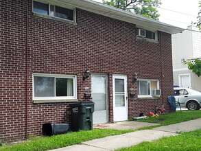 266 Cedar Ave in Ravenna, OH - Building Photo - Building Photo