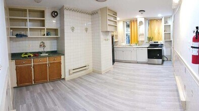 6 Eastman Terrace in Poughkeepsie, NY - Building Photo - Building Photo