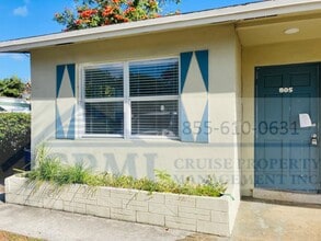 801 NW 5th Ave in Boynton Beach, FL - Building Photo - Building Photo