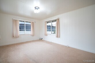 1438 Kaleilani St in Pearl City, HI - Building Photo - Building Photo