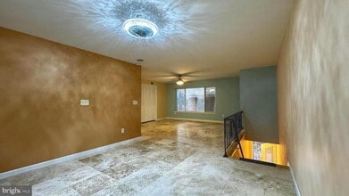 747 Garden Dr in Harrisburg, PA - Building Photo - Building Photo