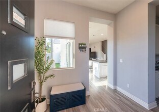 102 Spectacle in Irvine, CA - Building Photo - Building Photo