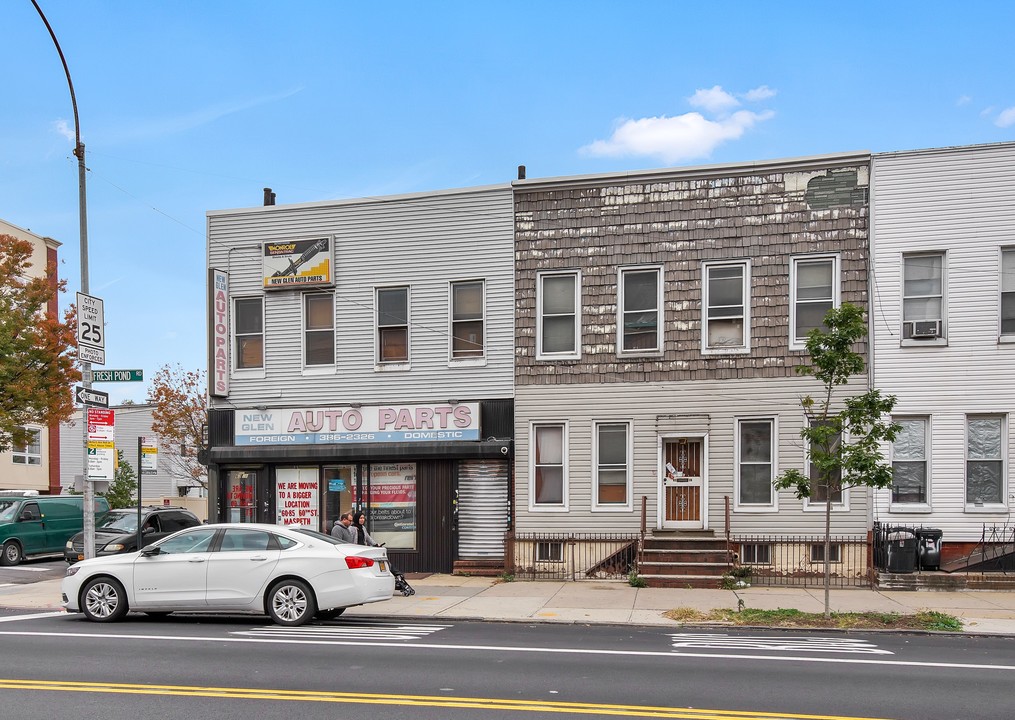 6316 Fresh Pond Rd in Ridgewood, NY - Building Photo