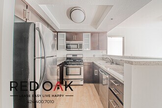 939 Palm Ave in West Hollywood, CA - Building Photo - Building Photo