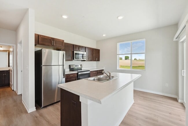 Kettlestone Peak Apartments