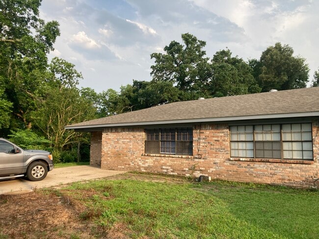 property at 2171 Red Bird Ln