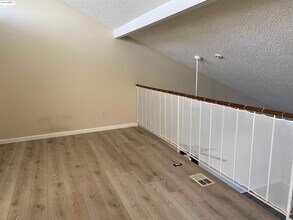 5835 Yawl St in Discovery Bay, CA - Building Photo - Building Photo