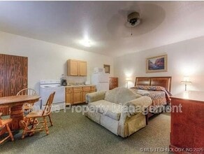 500 Lou Allard Dr in Drumright, OK - Foto de edificio - Building Photo