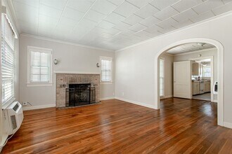 3515 Fairview Ave in Dallas, TX - Building Photo - Building Photo