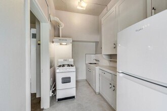 159 Emerson St in Palo Alto, CA - Building Photo - Building Photo