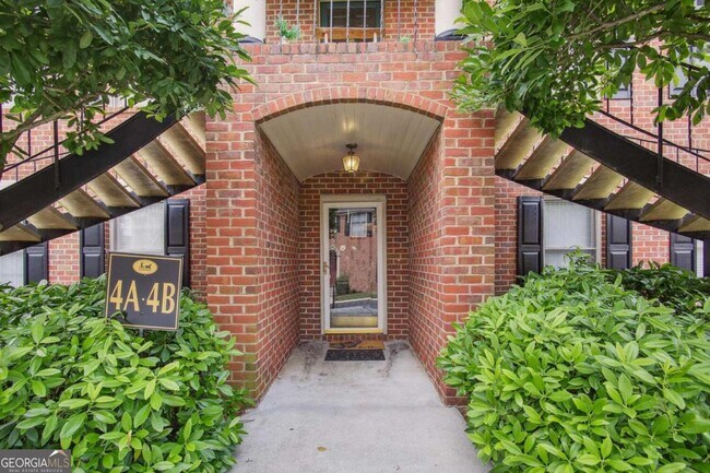 4 Plantation Dr NE in Atlanta, GA - Building Photo - Building Photo