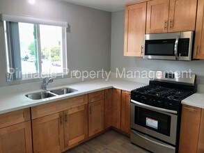 1633 Chestnut Ave-Unit -Unit C in Long Beach, CA - Building Photo - Building Photo