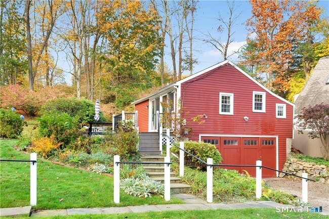 property at 1 Ridgewood Ln
