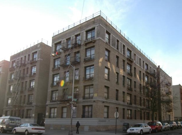 404-414 Audubon Ave in New York, NY - Building Photo