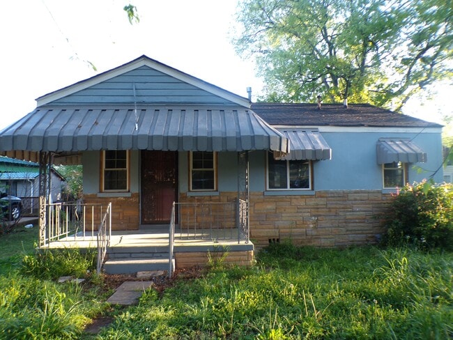 708 40th St in Fairfield, AL - Building Photo - Building Photo