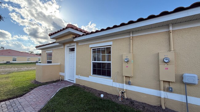 1777 Coriander Dr in Poinciana, FL - Building Photo - Building Photo