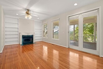 119 W Chippendale Dr in Mills River, NC - Building Photo - Building Photo