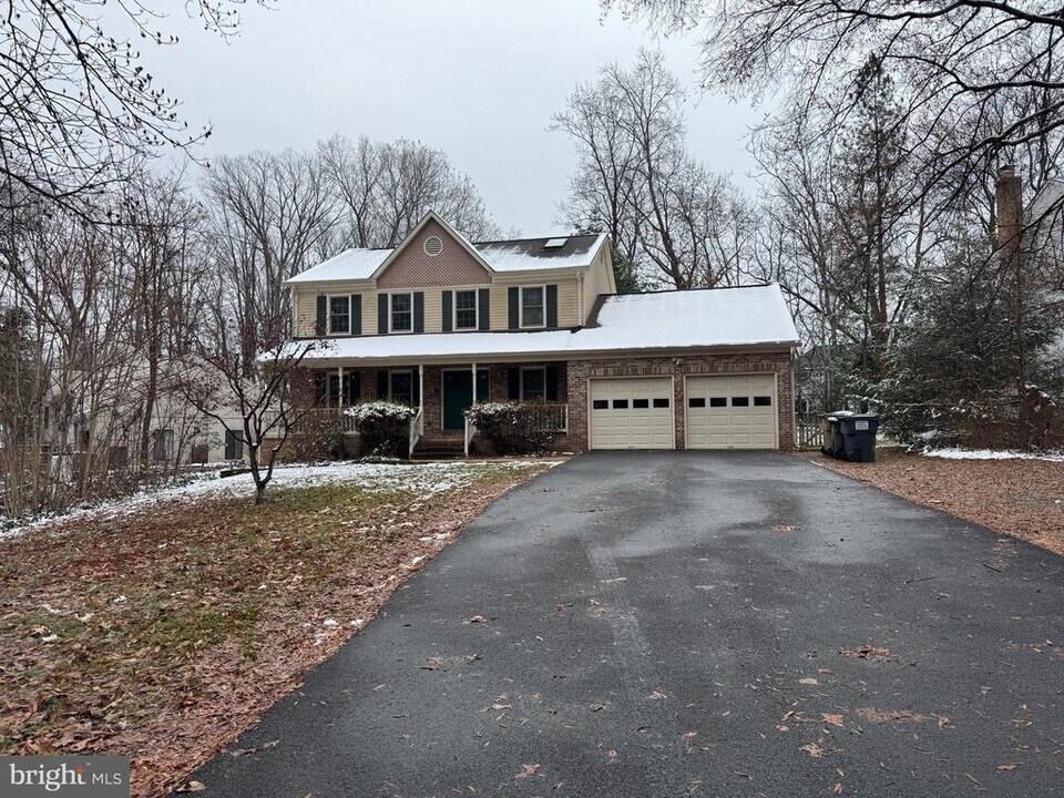 1119 Richmond Dr in Stafford, VA - Building Photo