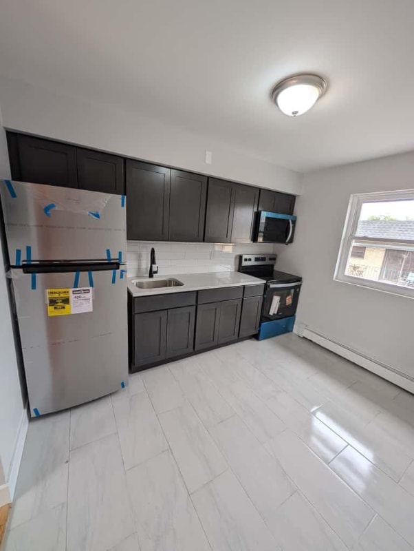 14 Passaic Ave in Nutley, NJ - Building Photo - Building Photo