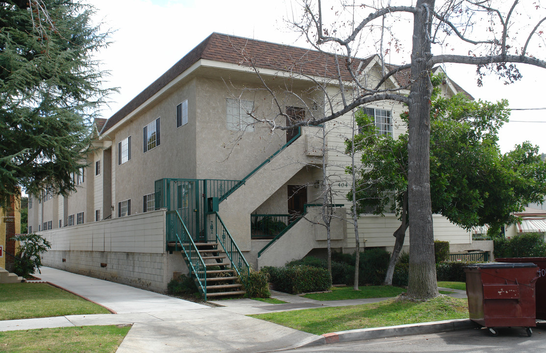 404 Lincoln Ave in Glendale, CA - Foto de edificio