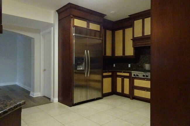 4241 N Ocean Blvd in Fort Lauderdale, FL - Building Photo - Building Photo