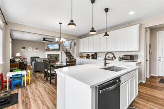 231 S Titus St in Aurora, CO - Building Photo - Building Photo