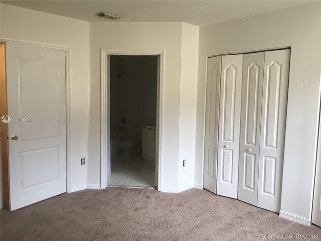 8336 NW 10th St, Unit 8 in Miami, FL - Building Photo - Building Photo