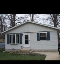 3003 Jackson St in Michigan City, IN - Building Photo