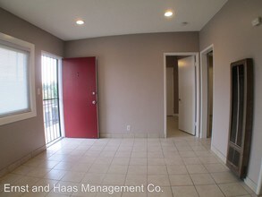 6524 Orange Ave in Long Beach, CA - Building Photo - Building Photo