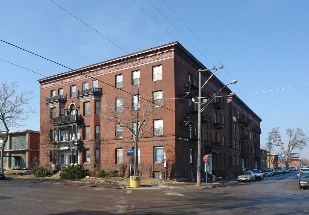 The New Waldorf in Minneapolis, MN - Building Photo