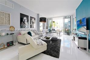 2100 Park Ave, Unit # 210 in Miami Beach, FL - Building Photo - Building Photo