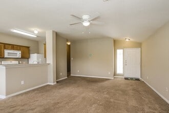 15527 Lady Shery Ln in Cypress, TX - Foto de edificio - Building Photo