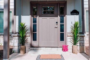 406 NW Retreat Ln in Bentonville, AR - Building Photo