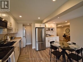 1004 Dashwood Ct in Pickering, ON - Building Photo - Building Photo