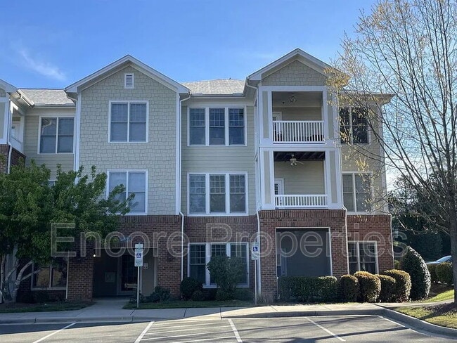 property at 927 Portstewart Dr