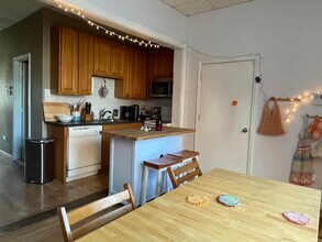 267 Highland Ave, Unit 267 Highland Ave #1L in Somerville, MA - Foto de edificio - Building Photo