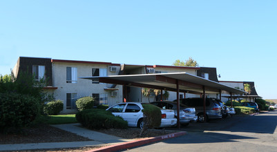 Cobblestone Apartments in Rancho Cordova, CA - Building Photo - Building Photo